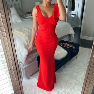Belle Badgley Mischka Red Formal Gown